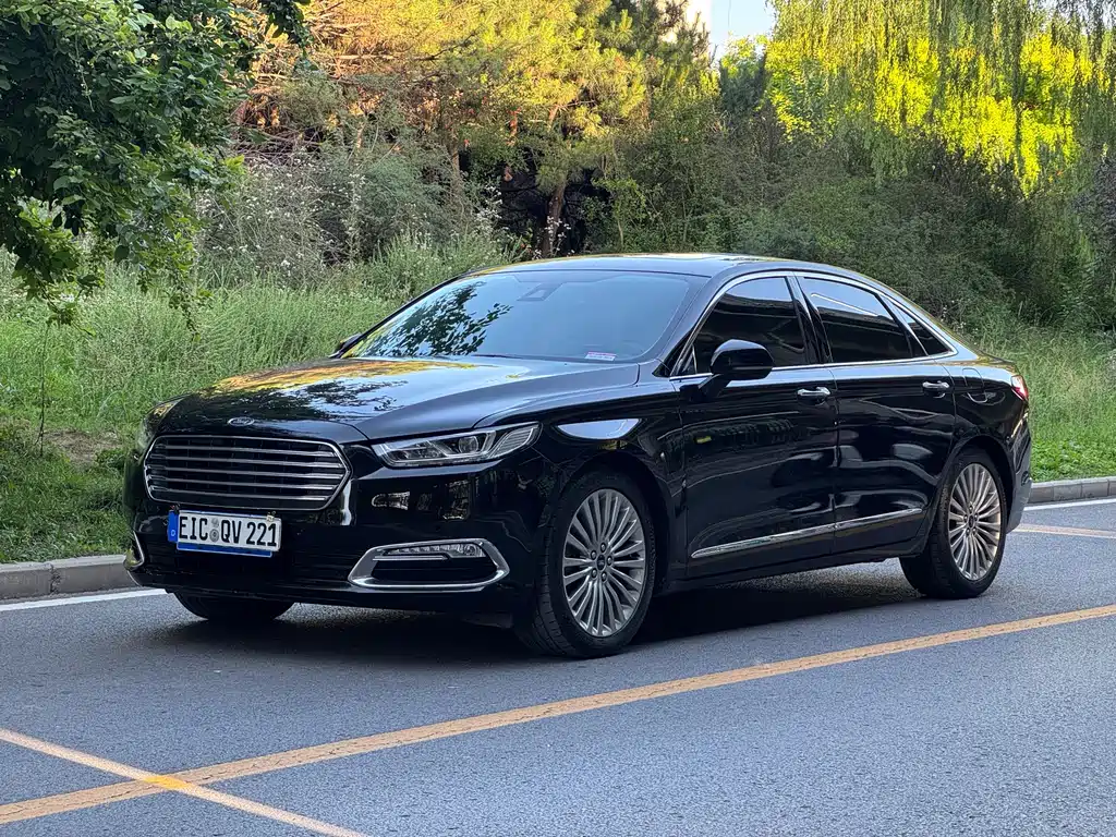 Купить Ford Taurus