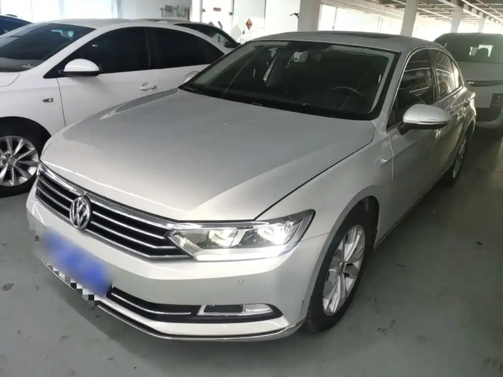 Volkswagen Magotan — миниатюра 2