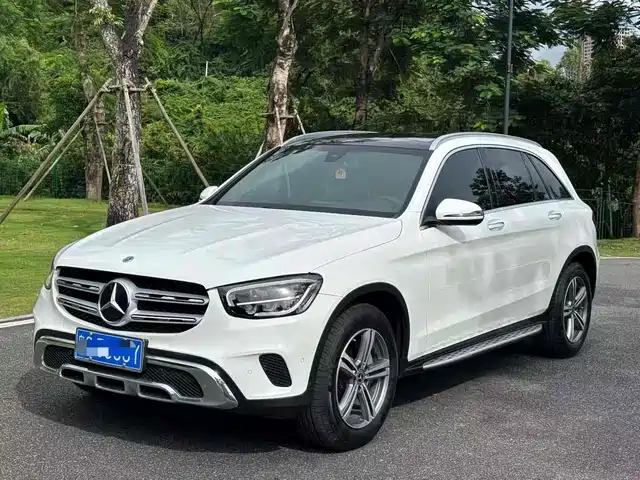 MERCEDES-BENZ GLC