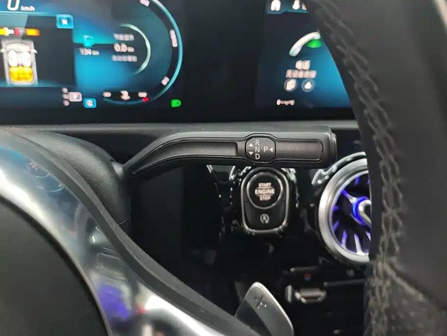 MERCEDES-BENZ A CLASS