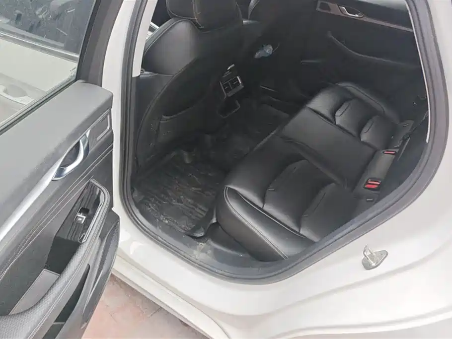 GEELY AUTOMOBILE XINGRUI