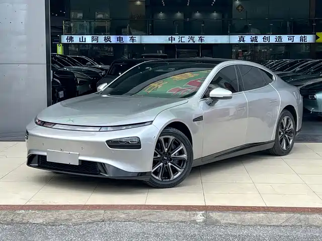 2022 Xpeng P7