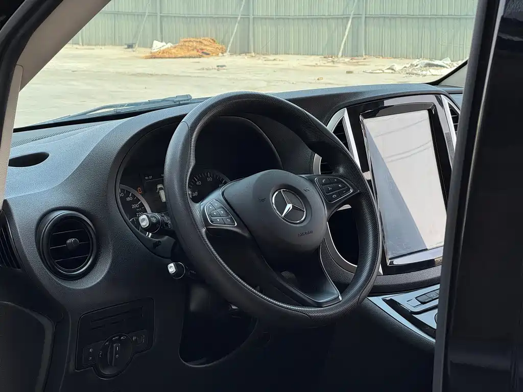 Mercedes-Benz Vito 2018 2.0T VI