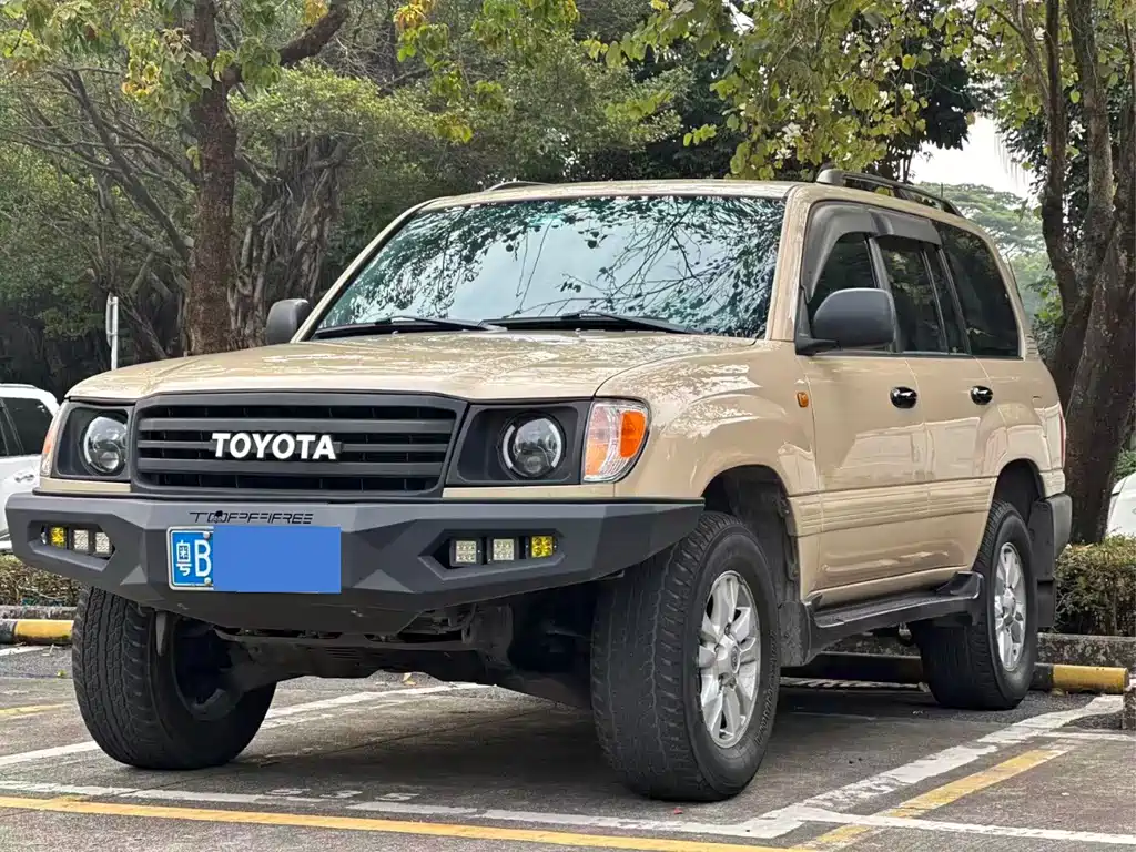 Купить Toyota Land Cruiser