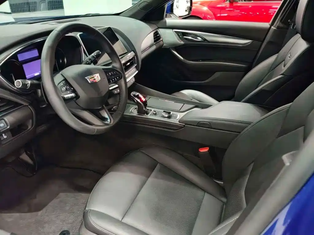 Cadillac CT5 — миниатюра 5