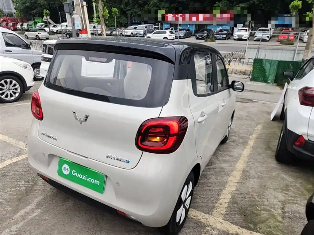 Wuling Mini EV MINIEV 2025 Premium +