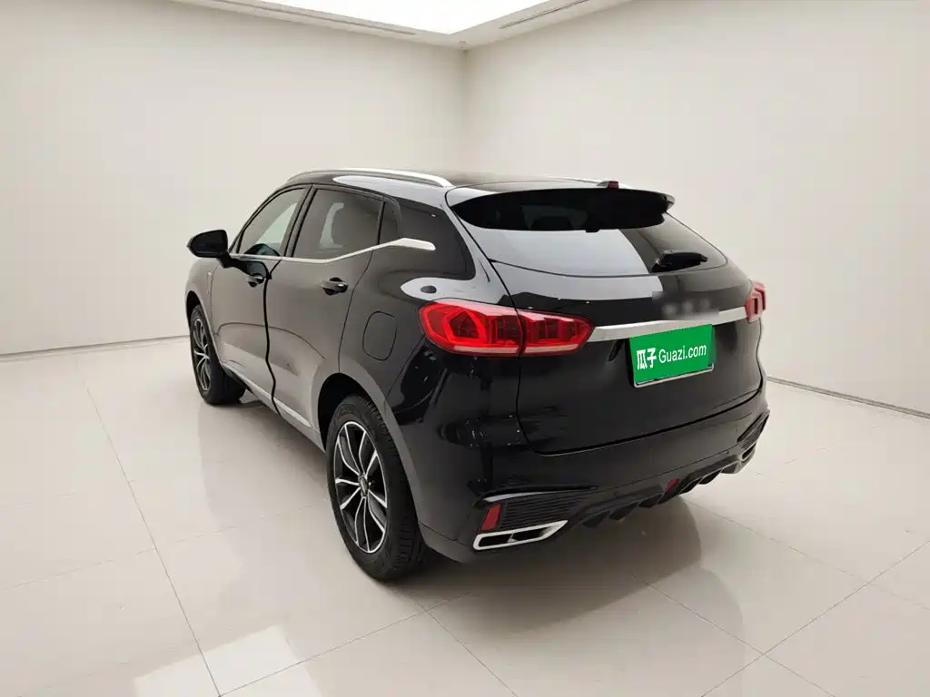 Wey Wey VV5 — миниатюра 4