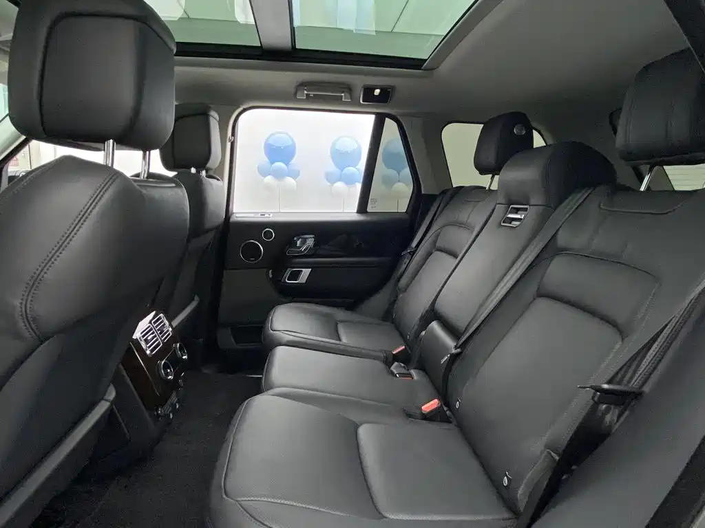 Land Rover Range Rover — миниатюра 29
