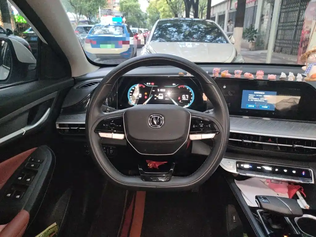 Changan Eado — миниатюра 3