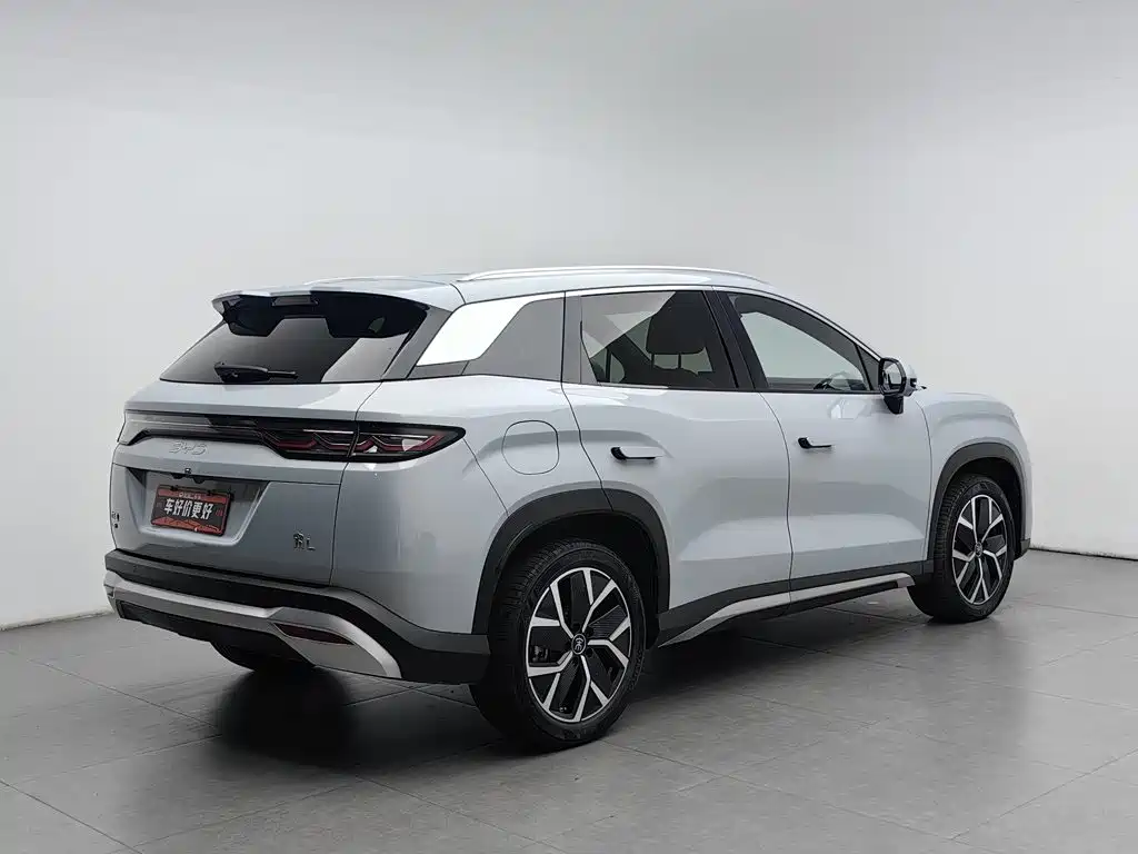 BYD L DM-i — миниатюра 2
