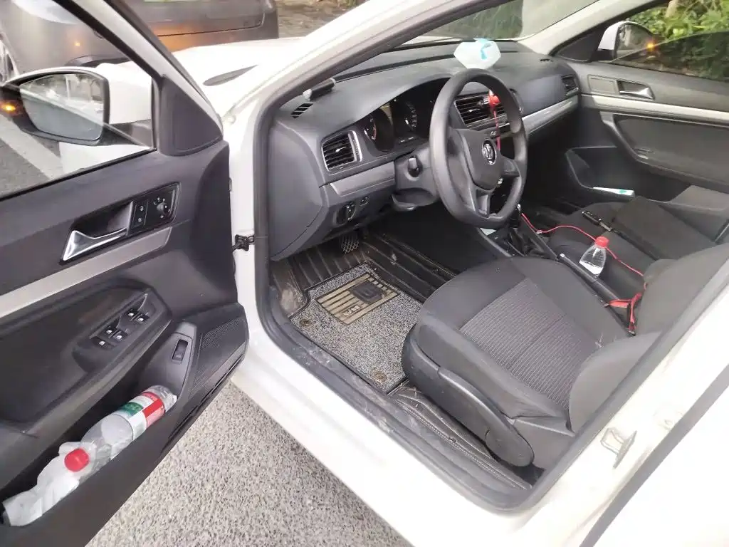 Volkswagen Lavida — миниатюра 14