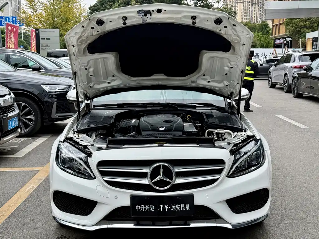 Mercedes-Benz C-Class — миниатюра 32
