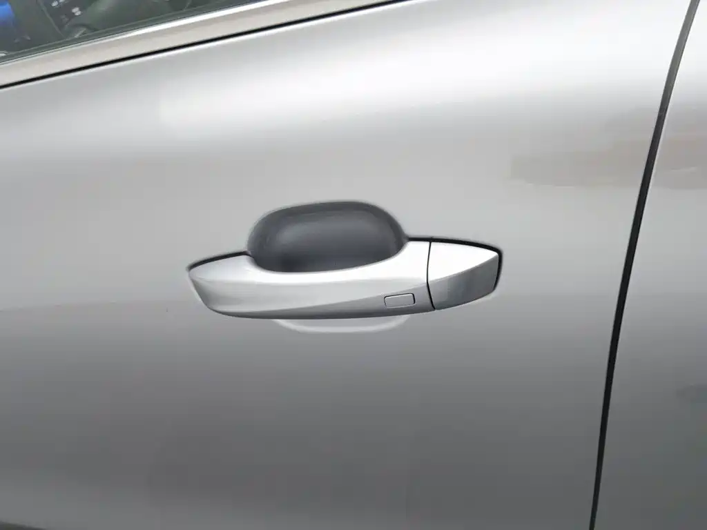 Roewe D7 — миниатюра 18