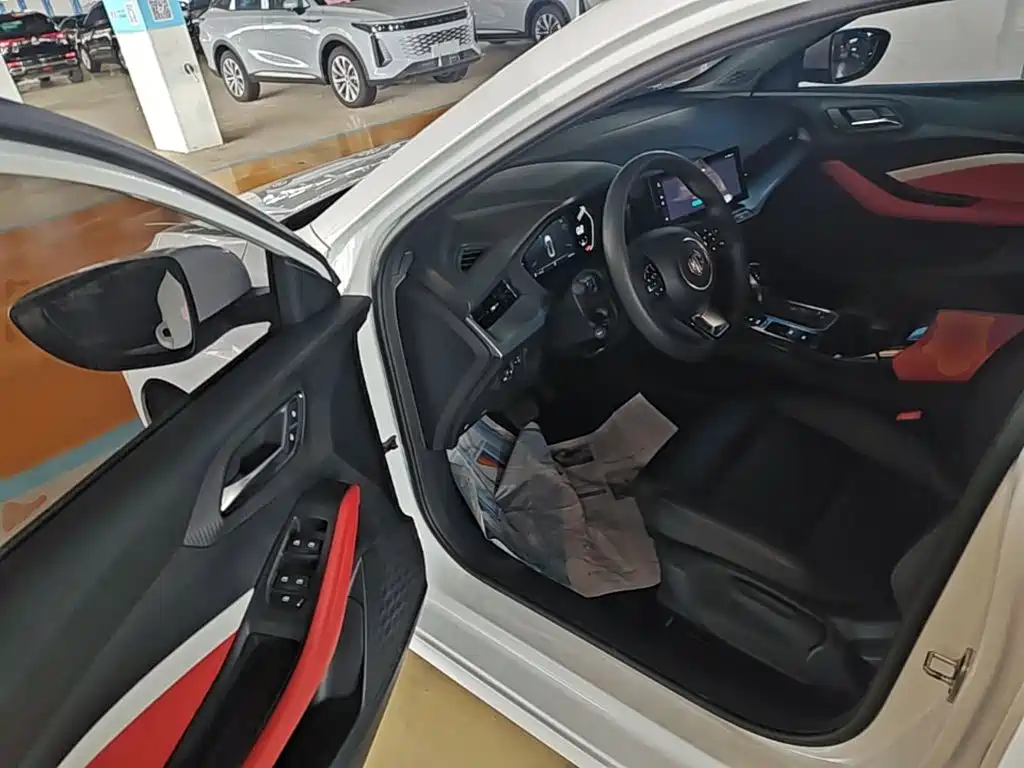 MG MG5 — миниатюра 16