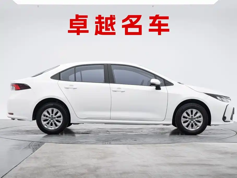 Toyota Corolla — миниатюра 3