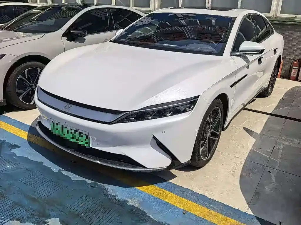 Byd Han 2021