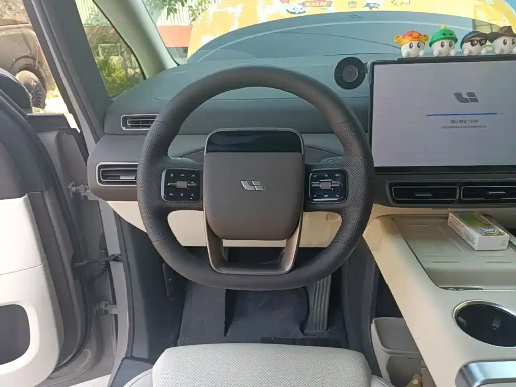 Li Auto Li MEGA — миниатюра 11
