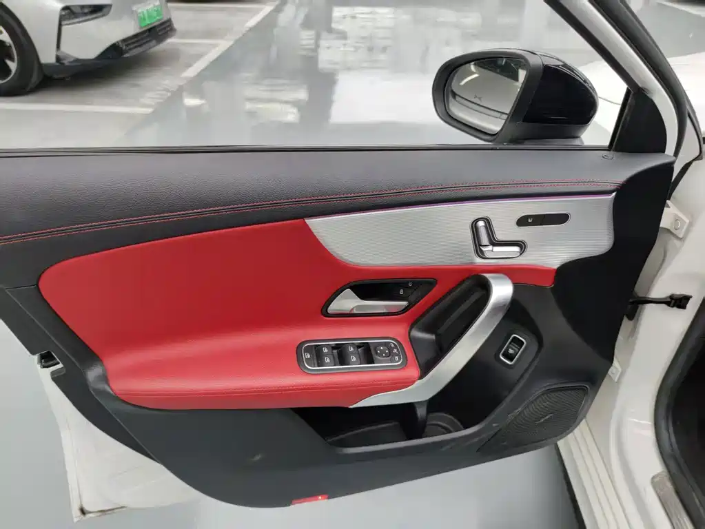 Mercedes-Benz A-Class AMG — миниатюра 6