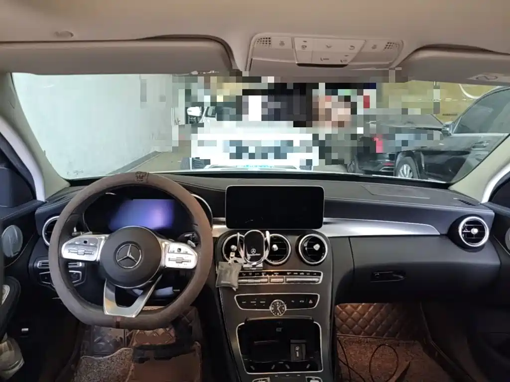 Mercedes-Benz C-Class — миниатюра 10