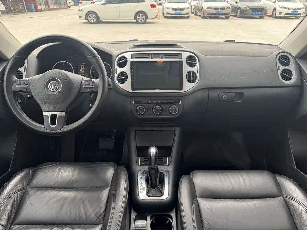 Volkswagen Tiguan — миниатюра 11