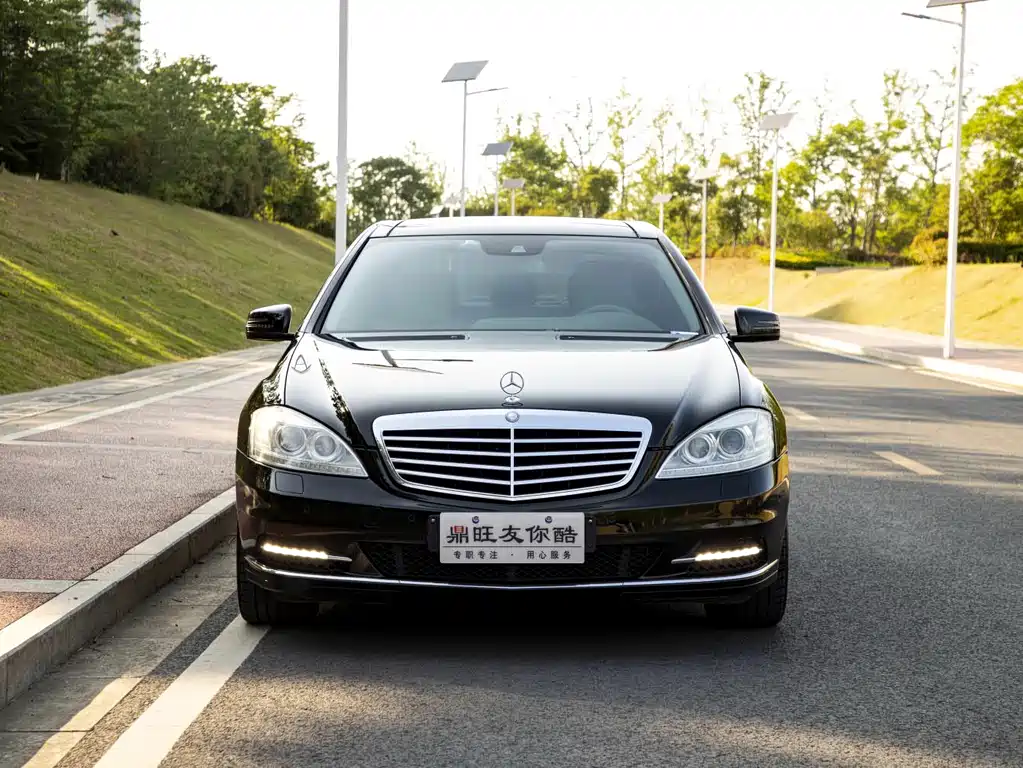 Mercedes-Benz S-Class — миниатюра 2