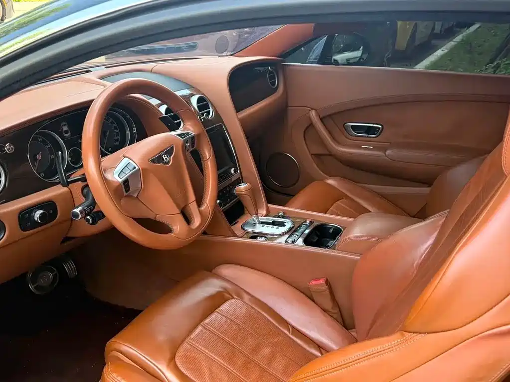 Bentley Continental — миниатюра 5