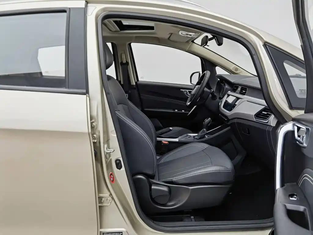 Geely Vision X3 — миниатюра 23