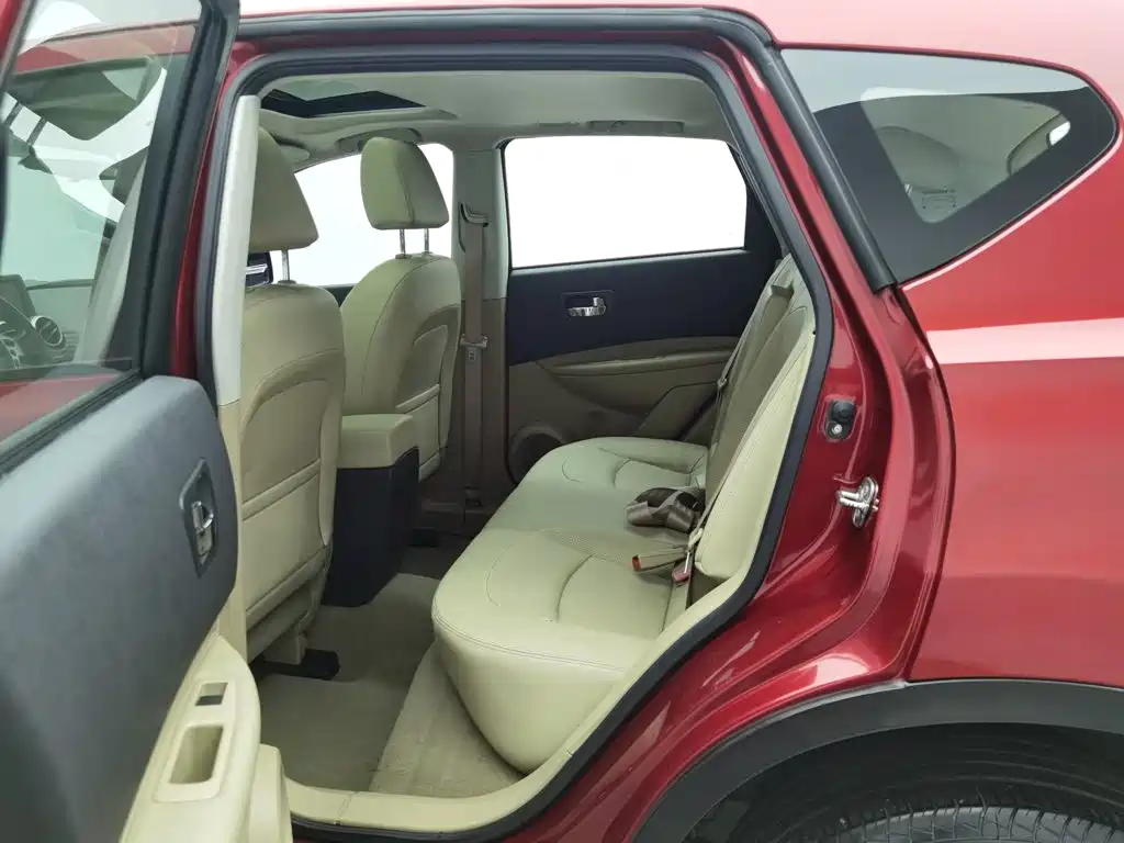 Nissan Qashqai — миниатюра 15