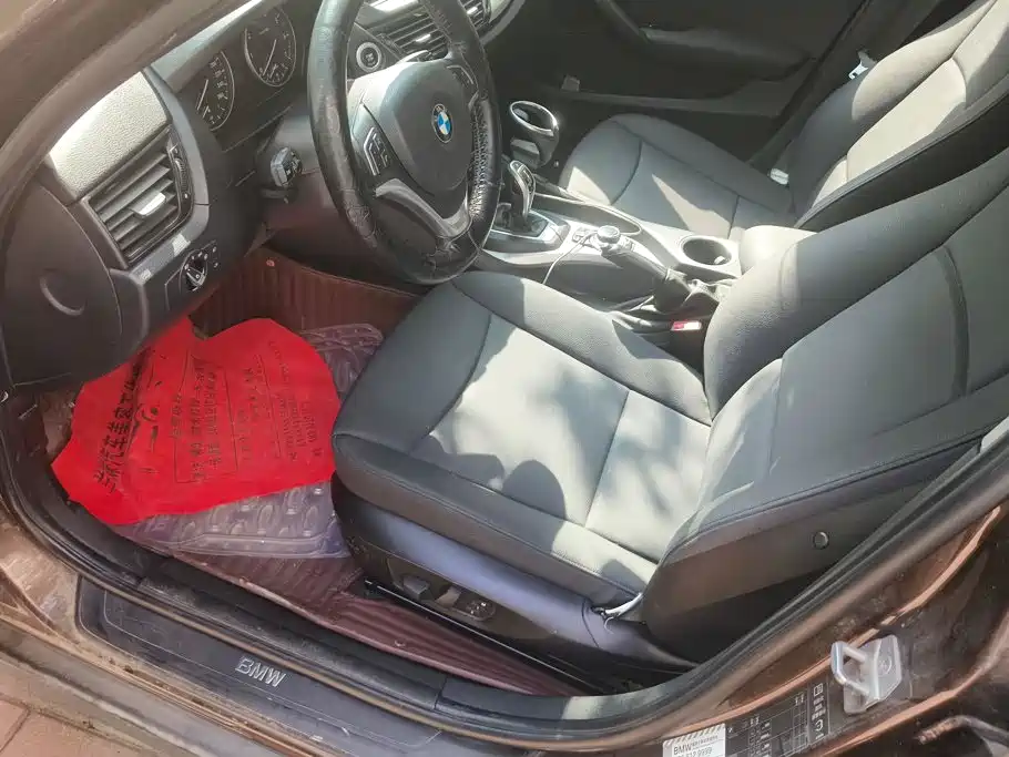 BMW X1 — миниатюра 9