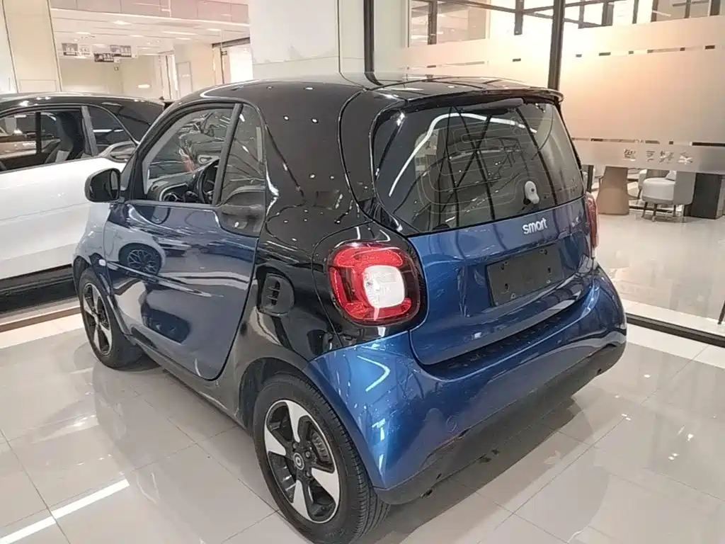 smart Smart Fortwo — миниатюра 5