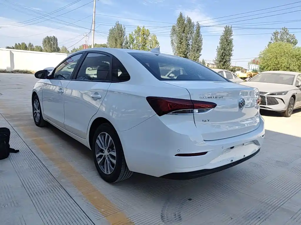 Buick Excelle — миниатюра 5
