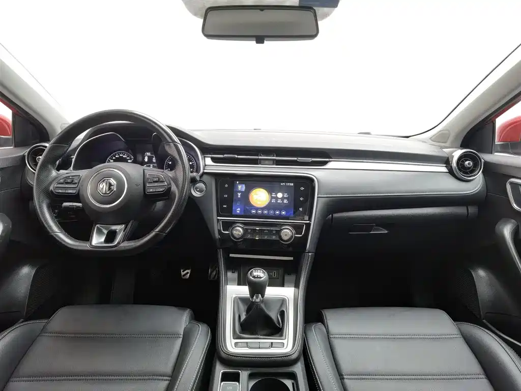 MG 6 2017 20T MT Luxury Smart Connect V