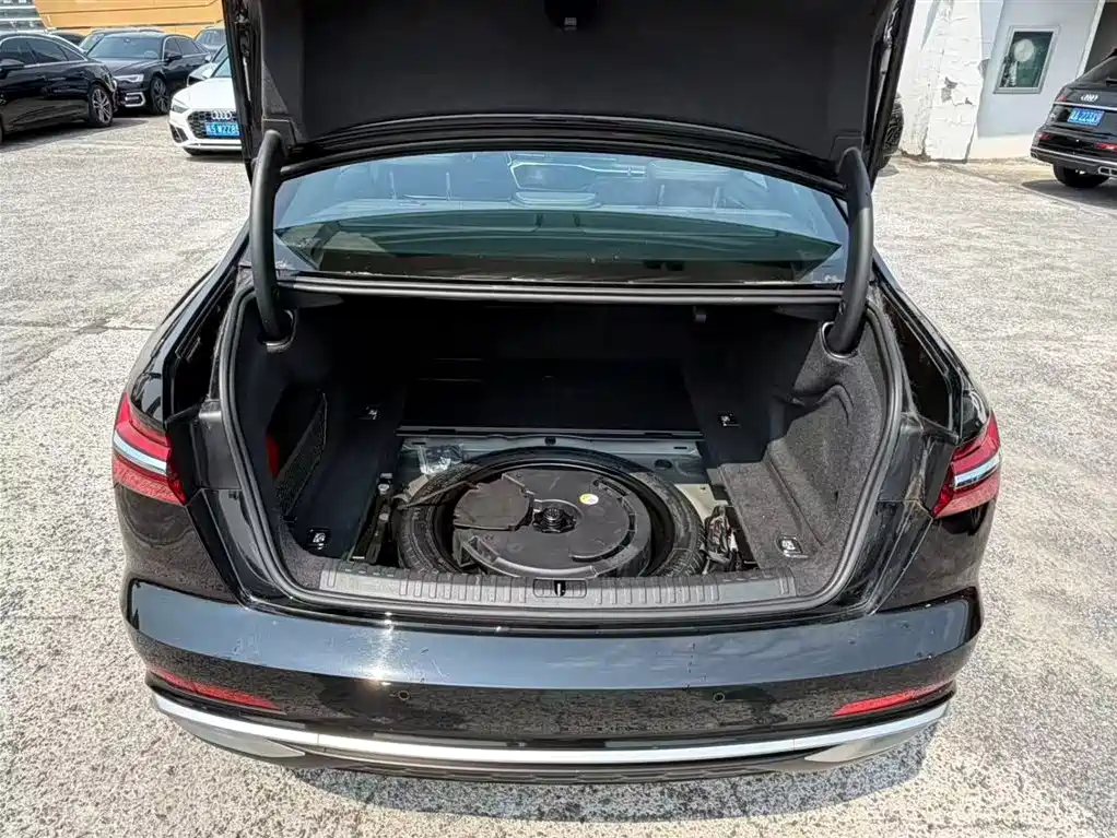 Audi A6L — миниатюра 9