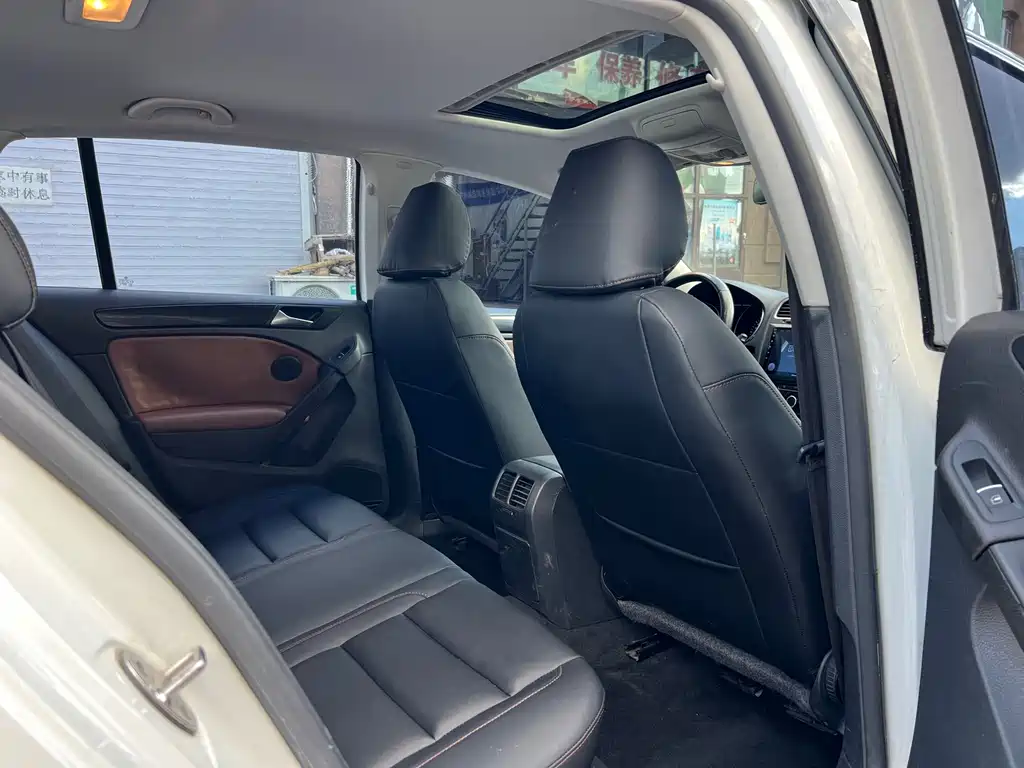 Volkswagen Golf — миниатюра 10