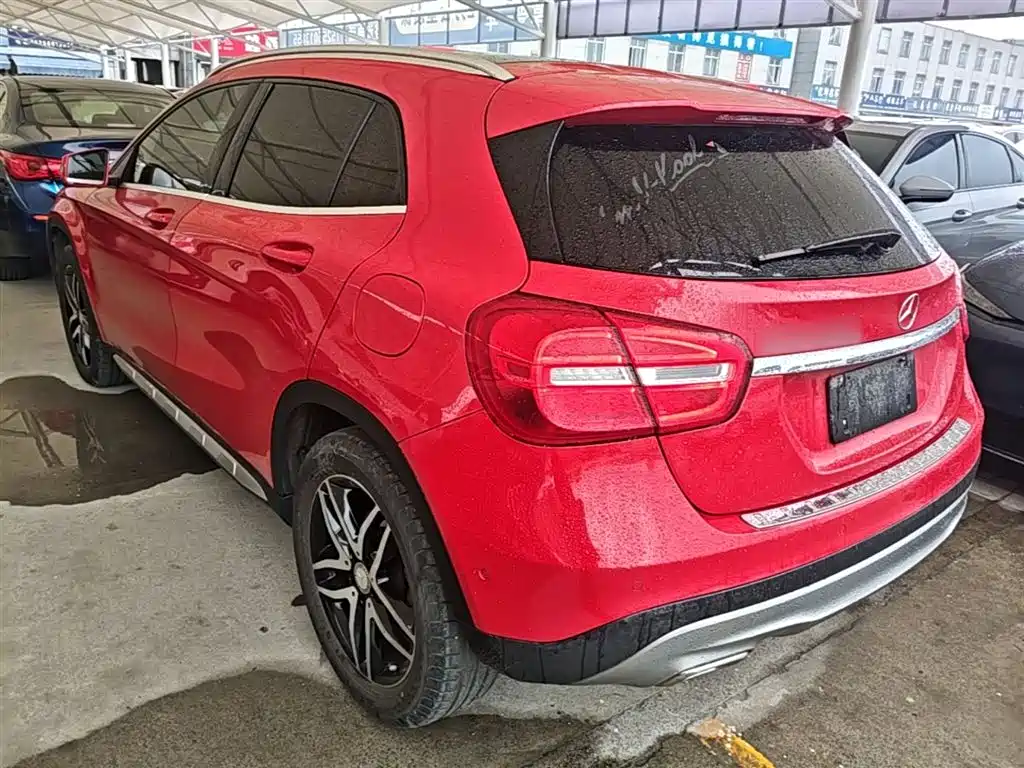 Mercedes-Benz GLA 2016 GLA 200 Fashion