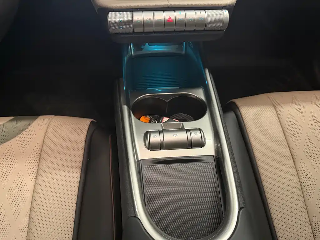 BYD Dolphin — миниатюра 12