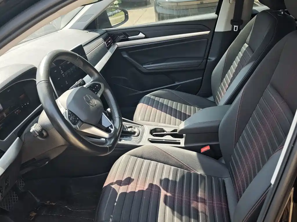 Volkswagen Lavida — миниатюра 5