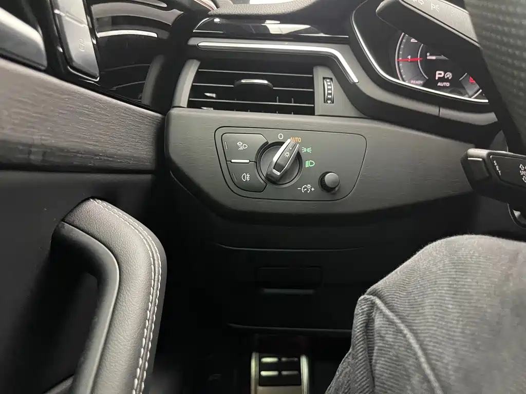 Audi A4L — миниатюра 18