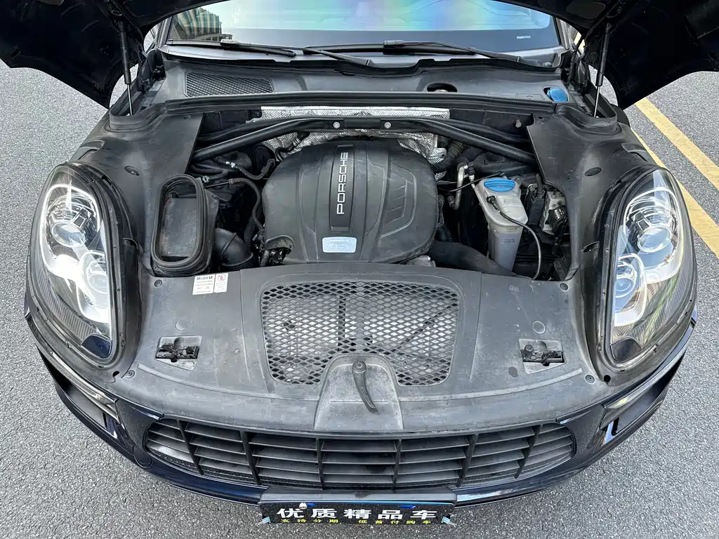 Porsche Macan — миниатюра 11