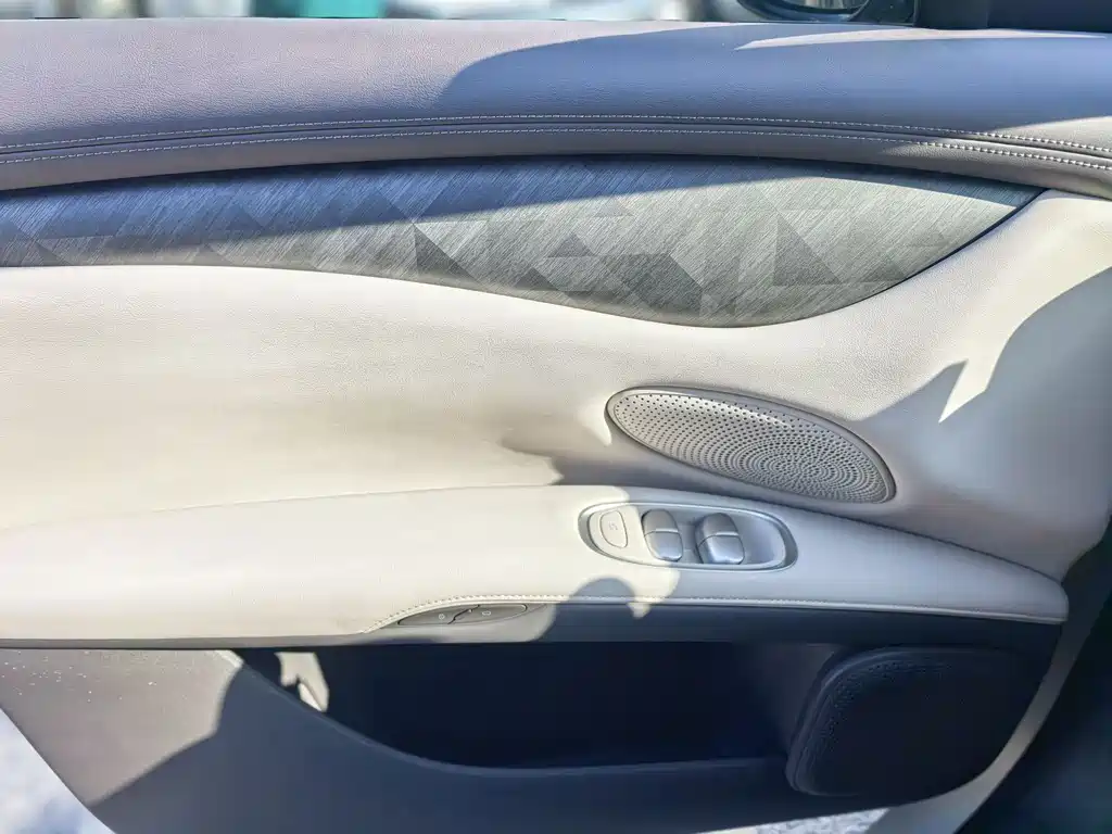 ZHIJI AUTOMOBILE ZHIJI LS6