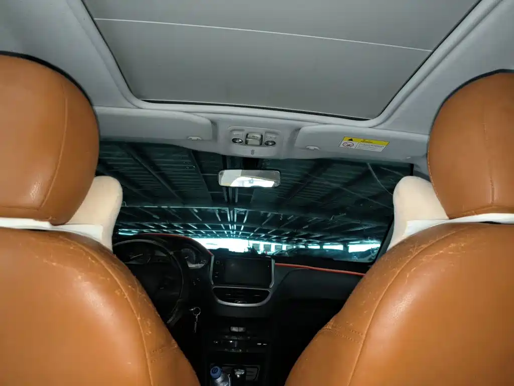 Peugeot 2008 — миниатюра 19