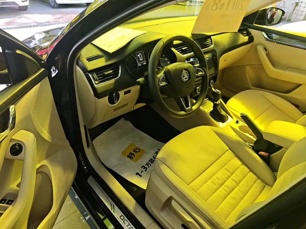 Skoda Octavia — миниатюра 4