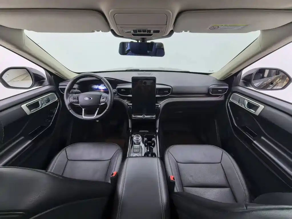 Ford Explorer — миниатюра 11