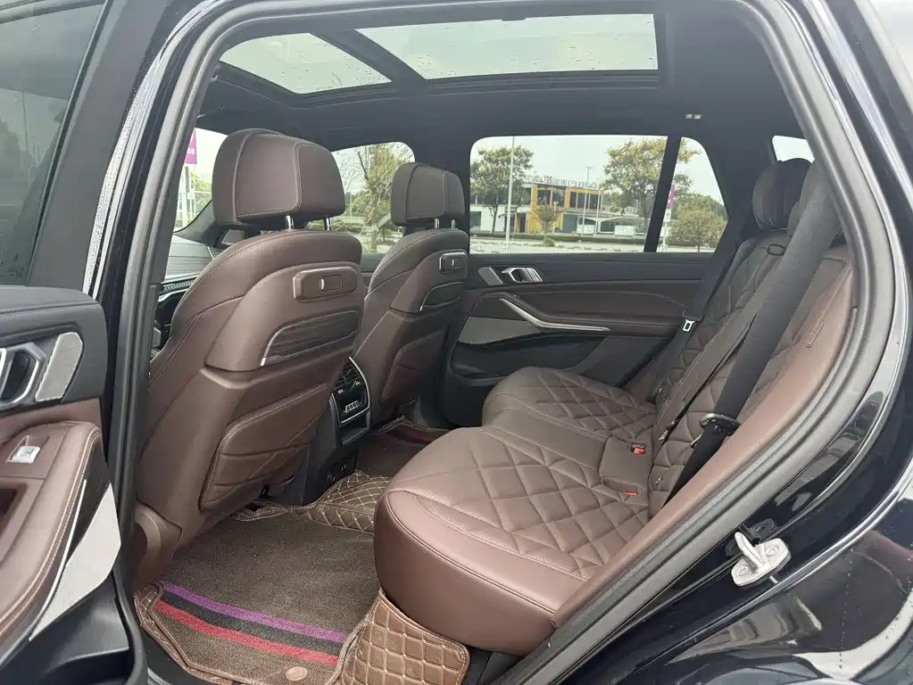 BMW X5 — миниатюра 12