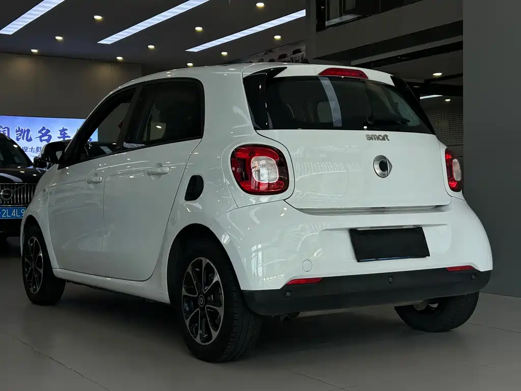 smart Smart Forfour — миниатюра 5