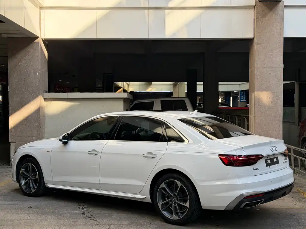 Audi A4L 2020 40 TFSI Fashion