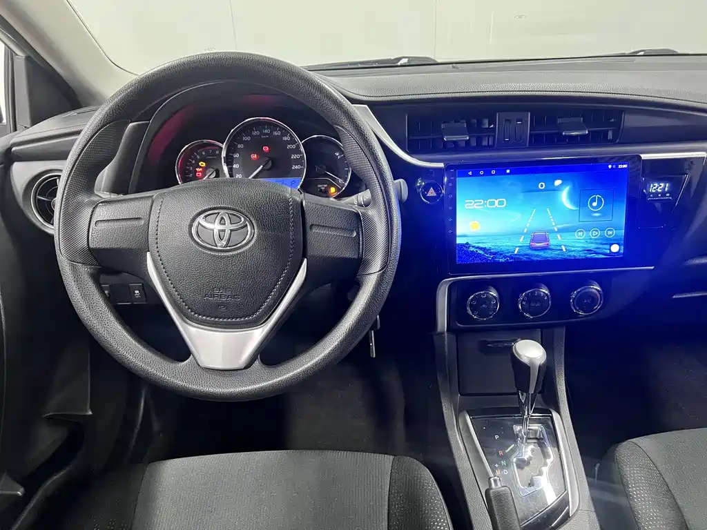 Toyota Corolla — миниатюра 12