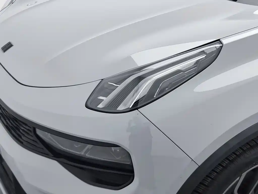 Lynk & Co 01 — миниатюра 23