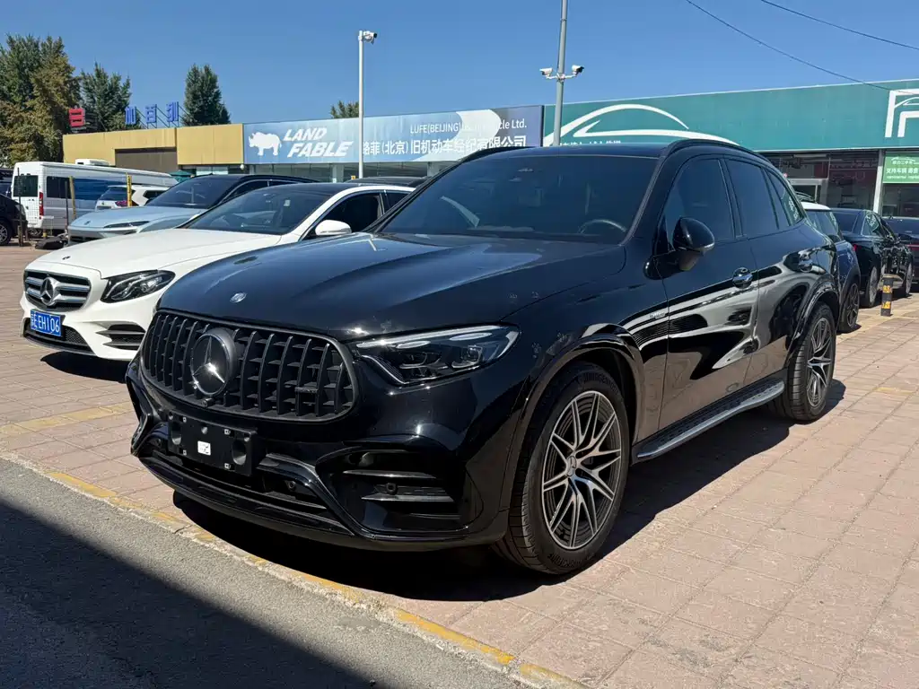 Mercedes-Benz GLC AMG