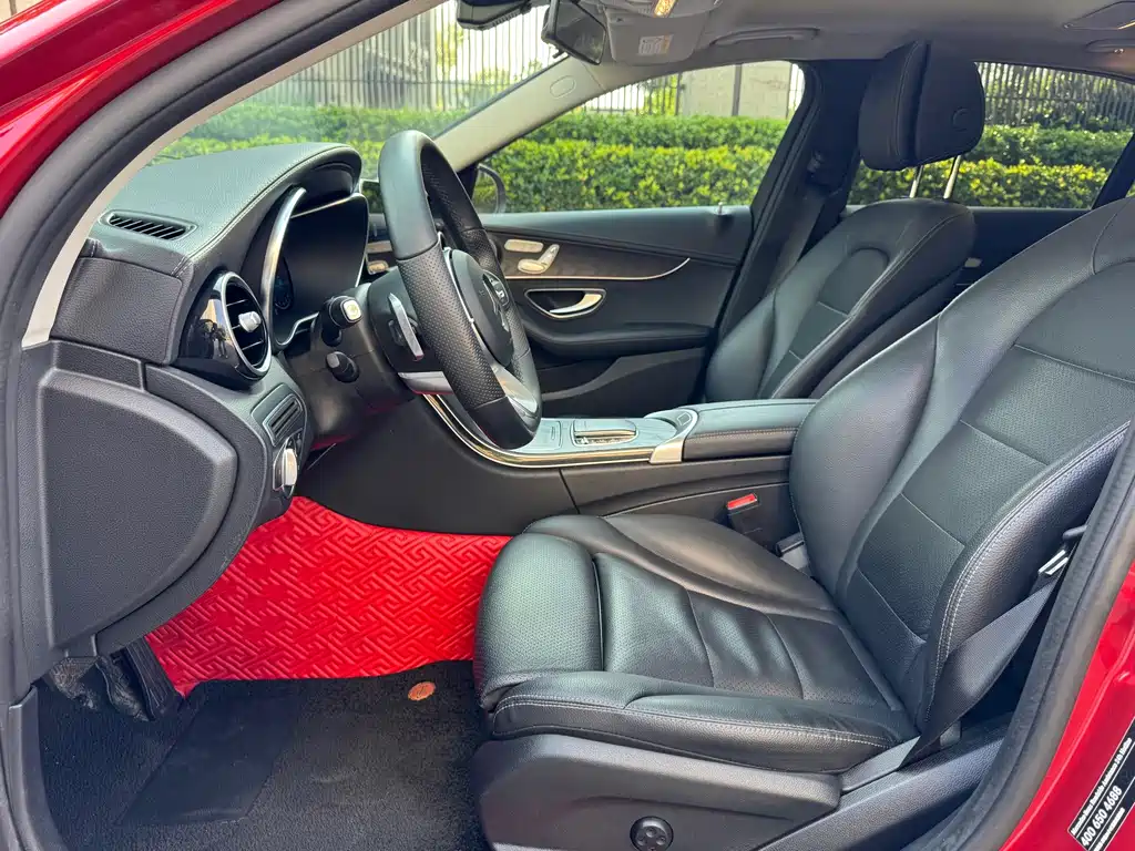 Mercedes-Benz C-Class — миниатюра 4